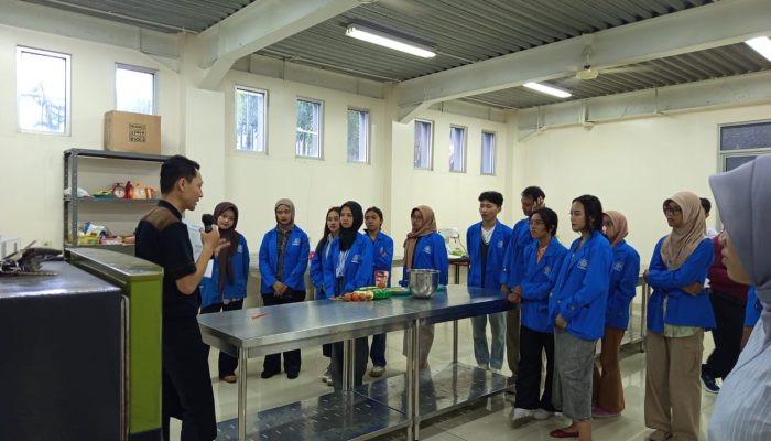 HIMAPAR UBSI Yogyakarta Sukses mengelar Workshop Menumbuhkan Jiwa Wirausaha Melalui Cooking Class Bakery