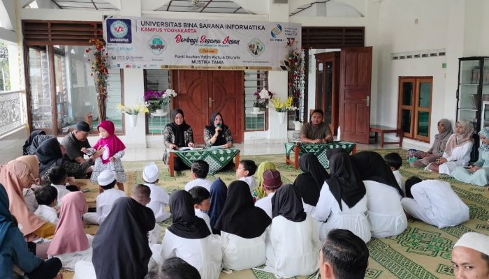 Universitas BSI Kampus Yogyakarta Berbagi Kasih di Panti Asuhan Mustika Tama
