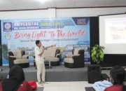 Seminar Motivasi “Bring Light to The World” di UBSI Surakarta: Membangun Negeri Lewat Generasi Kreatif dan Peduli