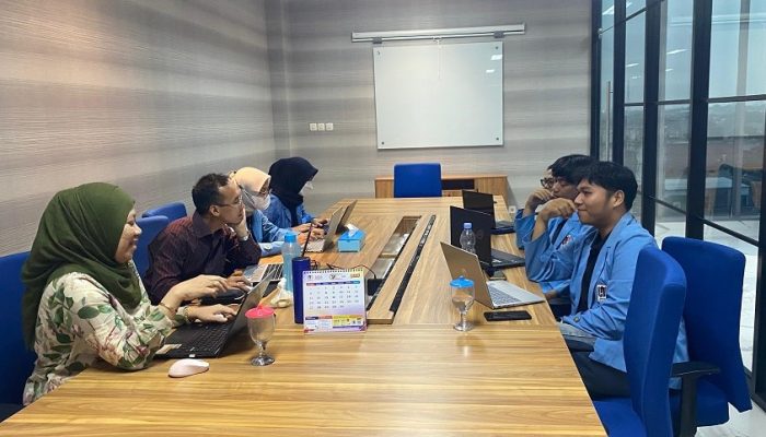 Dari Kampus ke Lapangan Usaha: Mahasiswa UNM Tembus P2MW Lewat Inovasi Pakan Ramah Lingkungan