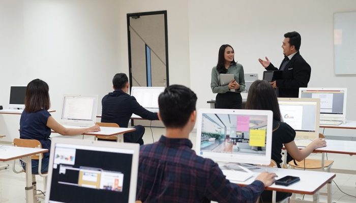 Gak Cuma Kuliah Gratis, Tapi Juga Cepat Dapat Kerja Lewat Program IEP 3+1