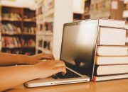 Perpustakaan UNM Perkuat Peran Literasi Informasi Mahasiswa di Tengah Maraknya Hoaks Digital