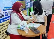 Remaja Juga Bisa Kena Hipertensi? Prodi Keperawatan UBSI Buka Mata Lewat Tensi Gratis di Tengah Expo