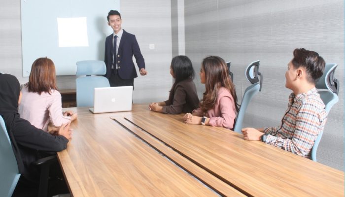 UBSI Kampus Jatiwaringin Gelar BKOT, Libatkan Orang Tua dalam Merancang Masa Depan Anak