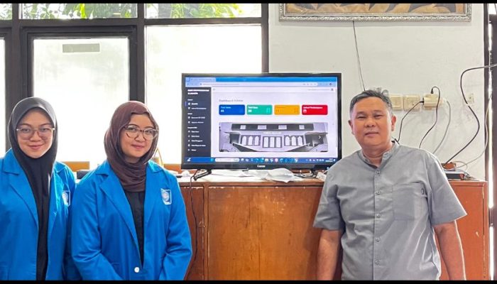 Sulap Absensi Manual Jadi Digital, Mahasiswa UBSI Hadirkan Solusi QR Code Untuk SMAS Muhammadiyah 15 Jakarta