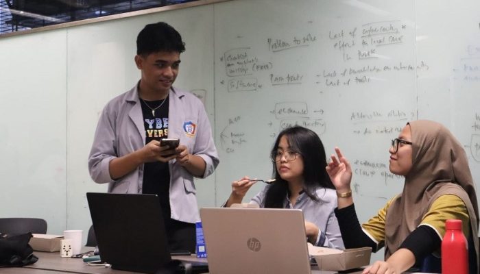 Mahasiswa UNM Bantu UMKM Naik Kelas, dari Kemasan Keren sampai Branding Digital