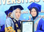 Kanita, Curi Sorotan di Wisuda ke-39 UNM dengan Prestasi yang Bikin Hati Ambyar