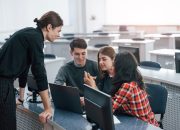 Belajar Informatika Bukan Sekadar Kode, tapi Cara Berpikir Menghadapi Masalah