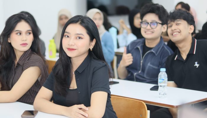 Viral Anggapan “Kuliah Itu Scam”, Salah Sistem atau Salah Ekspektasi?