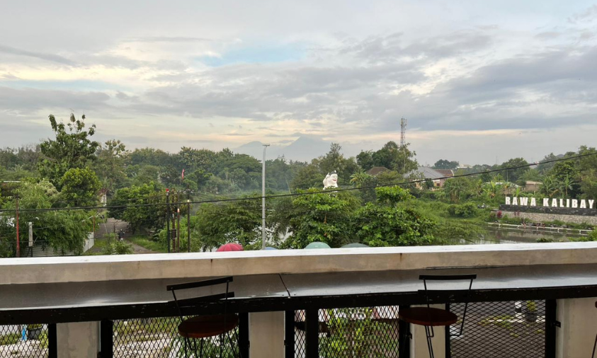 rooftop atau lantai 4 pendopo resto kalibayem jogja (1)