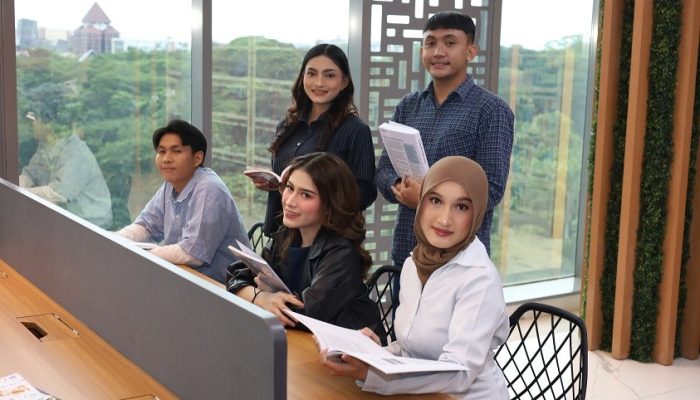 Iqra’ di Era Digital Jangan Berhenti Membaca Mulai Bergerak