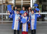Sarjana Cumlaude, Kerja Tak Sesuai Jurusan? Dunia Kerja Tak Hanya Andalkan Gelar!
