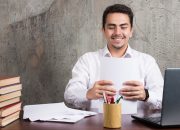 Kerja Saja Tidak Cukup, Mengapa Karyawan Kini Perlu Kembali Kuliah?