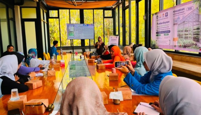 UBSI Latih Pembukuan KWT Fortuna’s Lewat Sistem Informasi Digital untuk Perkuat Manajemen Usaha Hortikultura