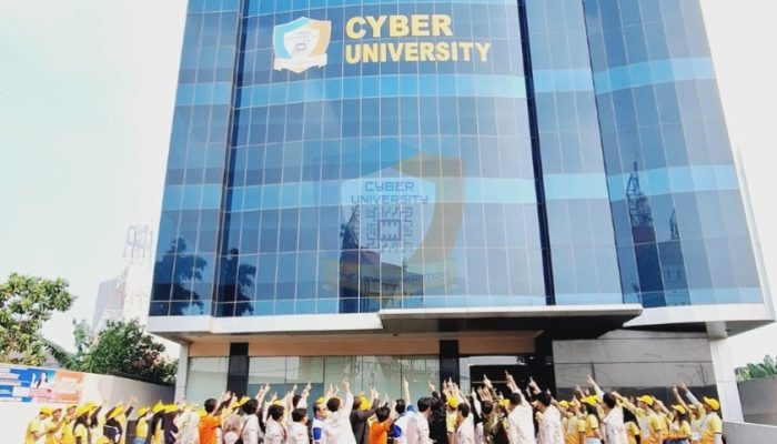 Program CLP 3+1, Rahasia Dibalik Tingginya Angka Serapan Kerja Lulusan Cyber University yang Mencapai 100%