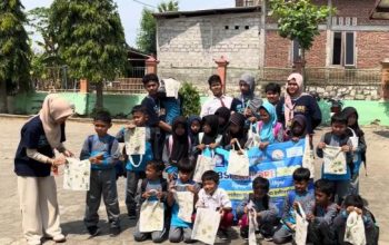Kreatif Dan Edukatif, Tim Bsi Explore Ajak Siswa Sdn 2 Gunung Gajah Belajar Ecoprint